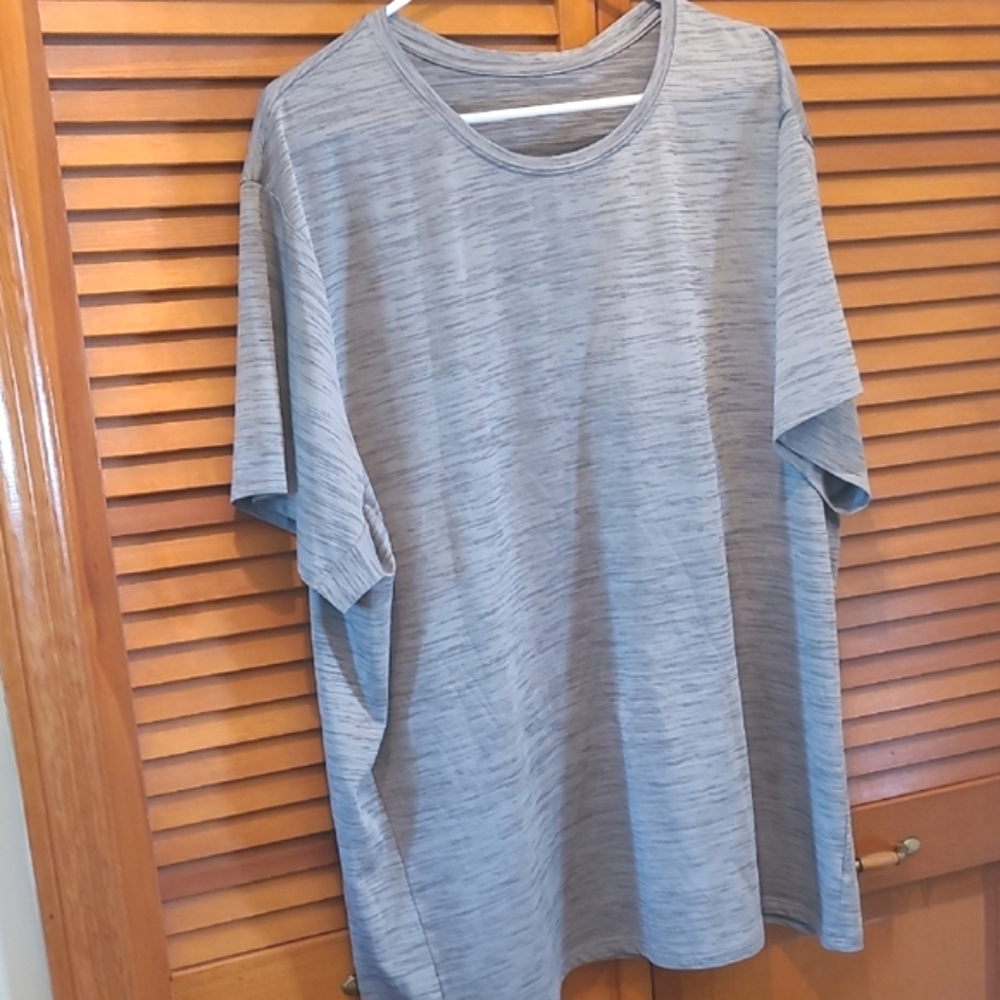 MTA Sport Men's Gray T-Shirt